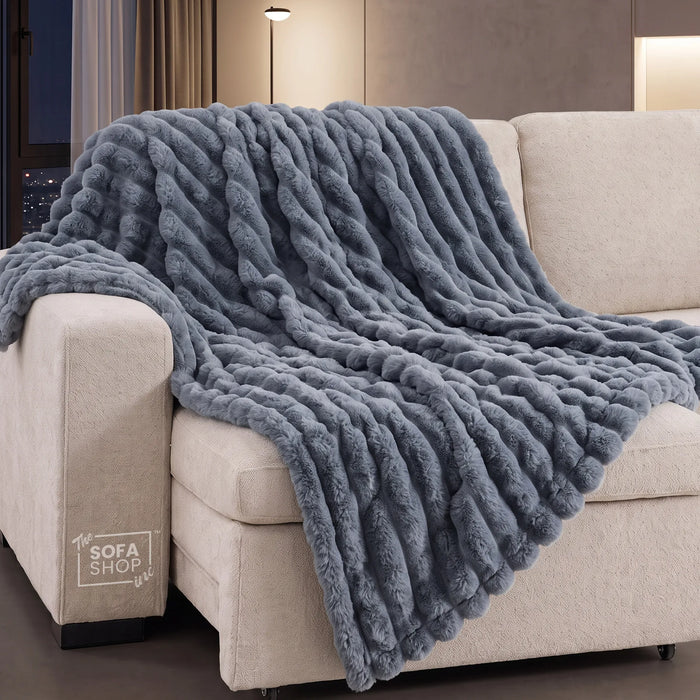 Silver Grey Flannel Plush Blanket | 150 x 200cm | Fluffy Warm Cosy Throw with Ultra-Soft Fleece + Machine Washable Care | Boston | Bed, Sofa And Couch Blanket | The Sofa Shop