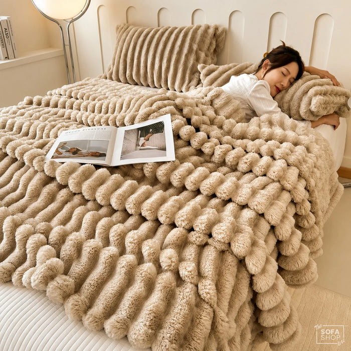 Chic Khaki Flannel Plush Blanket 150 x 200cm | Fluffy Warm Cosy Throw with Ultra-Soft Fleece + Machine Washable Care | Boston | Bed Sofa Couch Blanket | The Sofa Shop