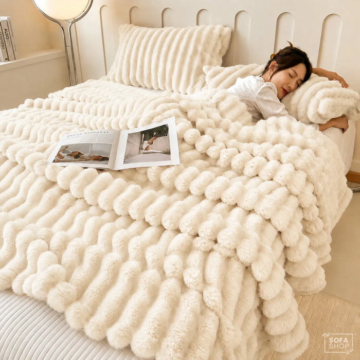 Classic Beige Flannel Plush Blanket 150 x 200cm | Fluffy Warm Cosy Throw with Ultra-Soft Fleece + Machine Washable Care | Boston | Bed Sofa Couch Blanket | The Sofa Shop
