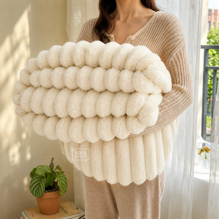 Classic Beige Flannel Plush Blanket 150 x 200cm | Fluffy Warm Cosy Throw with Ultra-Soft Fleece + Machine Washable Care | Boston | Bed Sofa Couch Blanket | The Sofa Shop