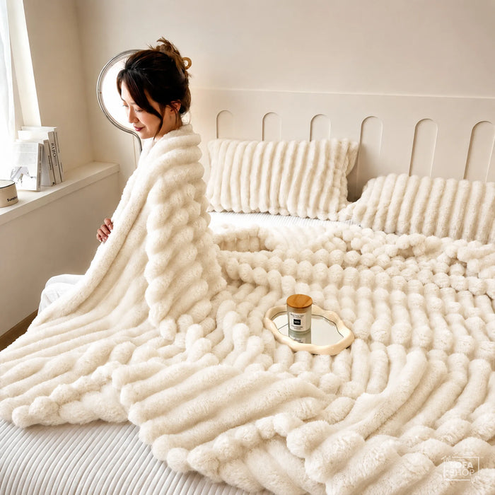 Classic Beige Flannel Plush Blanket 150 x 200cm | Fluffy Warm Cosy Throw with Ultra-Soft Fleece + Machine Washable Care | Boston | Bed Sofa Couch Blanket | The Sofa Shop