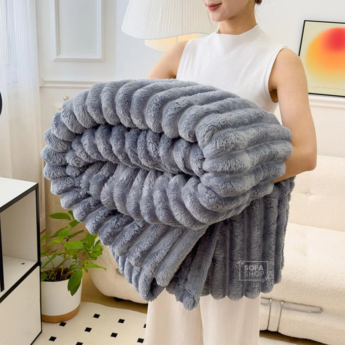 Silver Grey Flannel Plush Blanket | 150 x 200cm | Fluffy Warm Cosy Throw with Ultra-Soft Fleece + Machine Washable Care | Boston | Bed, Sofa And Couch Blanket | The Sofa Shop
