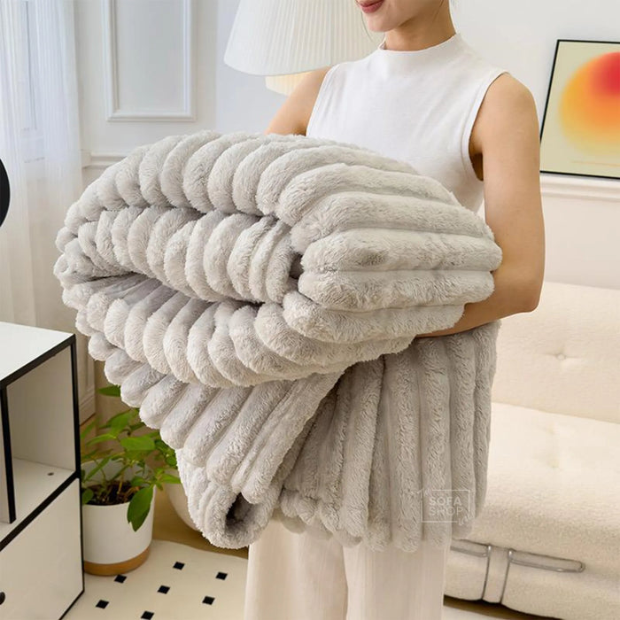 Modern Grey Flannel Plush Blanket 150x200cm | Fluffy Warm Cozy Throw for Couch Bed Sofa  | The Sofa Shop