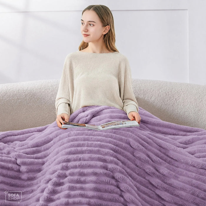 Purple Flannel Plush Blanket | 150 x 200cm | Fluffy Warm Cosy Throw with Ultra-Soft Fleece + Machine Washable Care | Boston | Bed, Sofa And Couch Blanket | The Sofa Shop